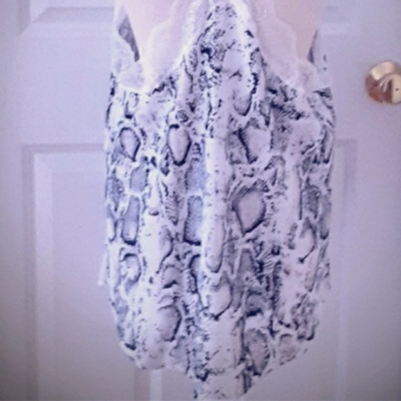 Python & Lace Silky Camisole XL - Picture 6 of 8